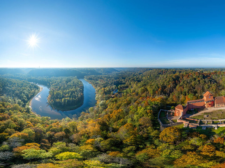 EINTÄGIG / LETTLAND / SIGULDA
