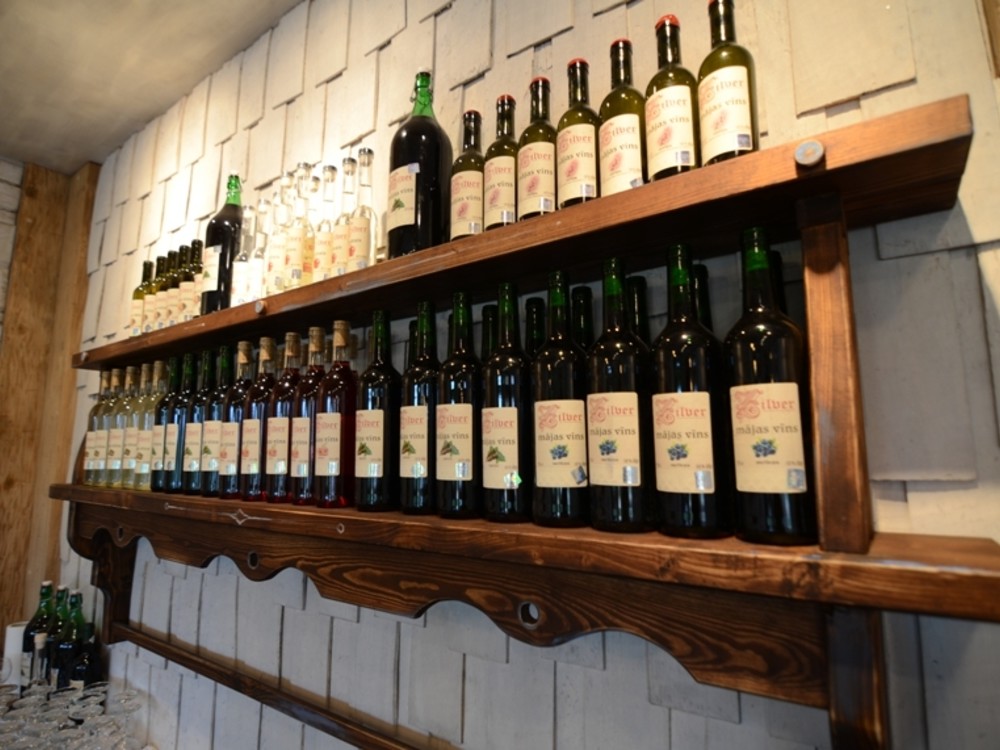 ВКУСОВЫЕ / ЛАТВИЯ / ВКУСНЫЕ ВИНО В СИГУЛДЕ