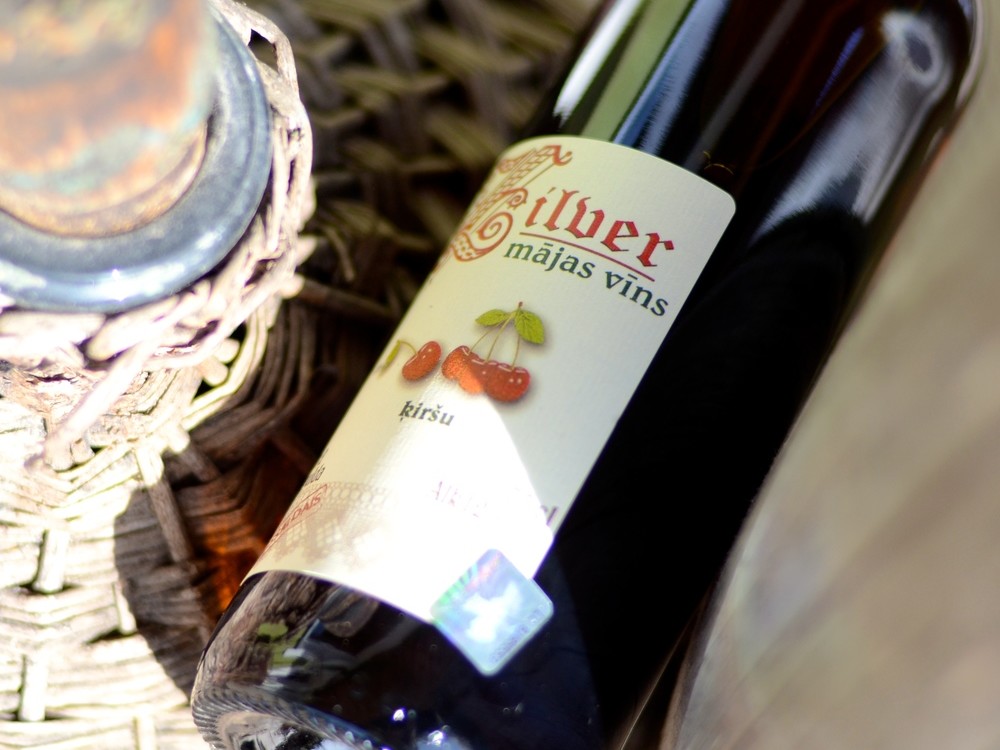 ВКУСОВЫЕ / ЛАТВИЯ / ВКУСНЫЕ ВИНО В СИГУЛДЕ