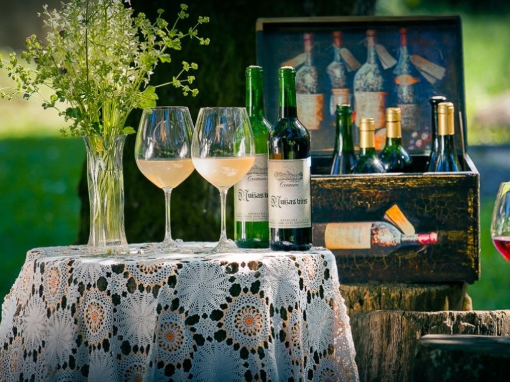 ВКУСОВЫЕ / ЛАТВИЯ / ВКУСНЫЕ ВИНО В СИГУЛДЕ